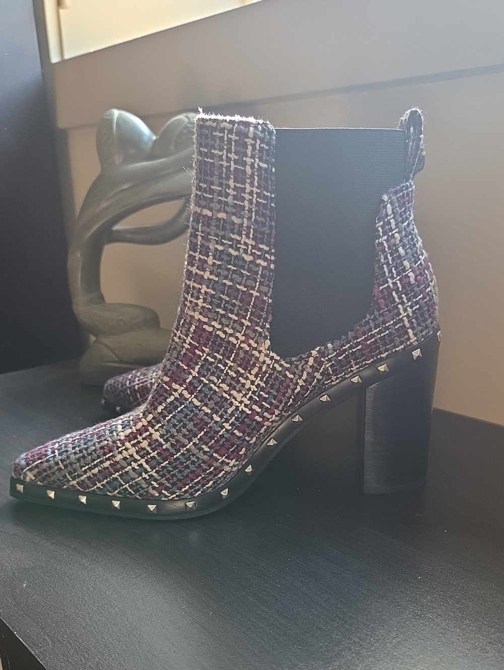 NWT Charles By Charles David Tweed Heeled Boots Size 7